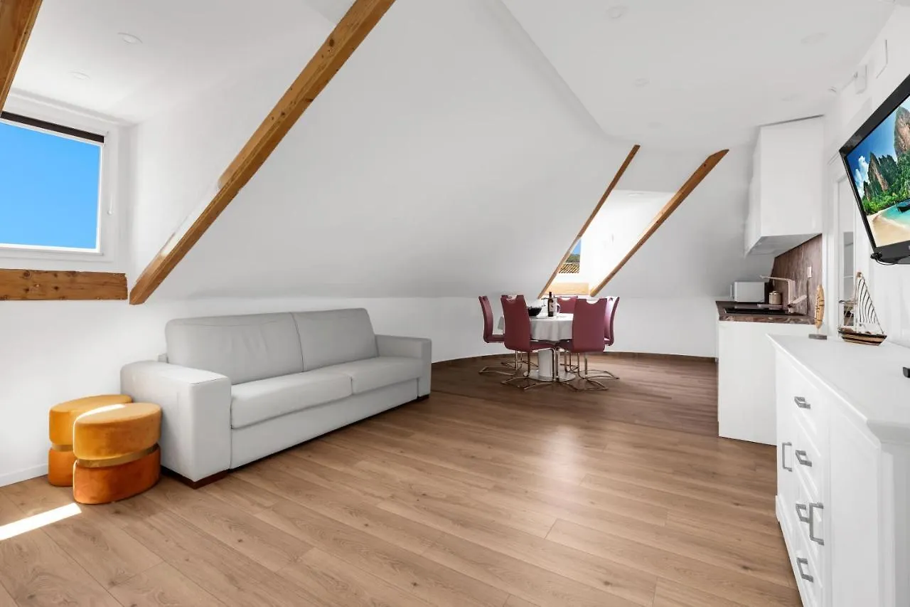 Luxury Dante Apartment With Terrace Split