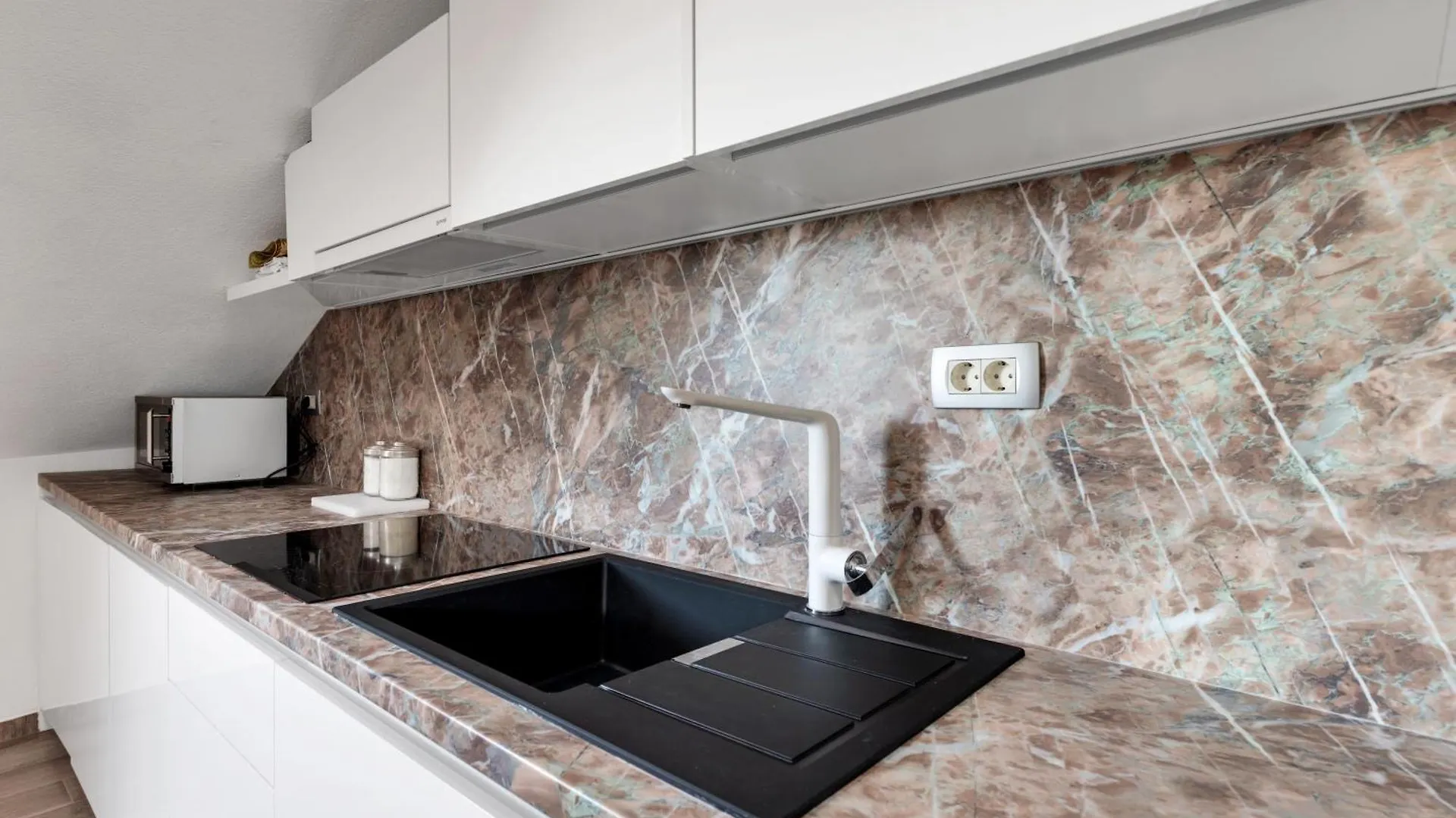 Luxury Dante Apartment With Terrace Split
