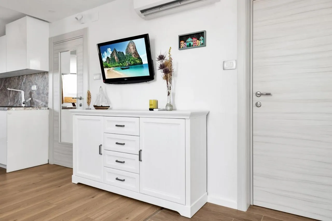 Luxury Dante Apartment With Terrace Split Croatia